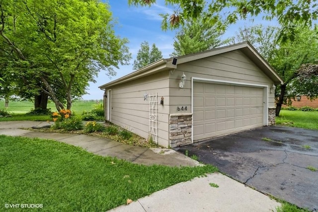644 N 43rd St, Cumming, IA 50061 - view of detached garage
