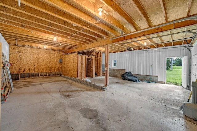 1107 E 12th St N, Newton, IA 50208 - below grade area featuring a garage