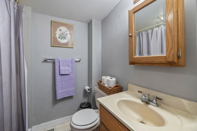 311 E 4th St, Riverside, IA 52327 - full bathroom featuring vanity and a shower with curtain