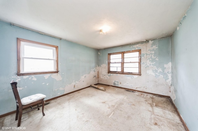7012 Sunrise Blvd, Windsor Heights, IA 50324 - unfurnished room with carpet flooring and baseboards
