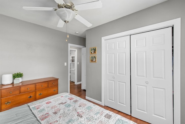 3315 61st St, Des Moines, IA 50322 - bedroom featuring a closet, wood finished floors, and a ceiling fan