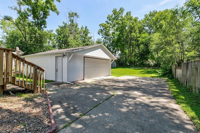 3315 61st St, Des Moines, IA 50322 - view of detached garage