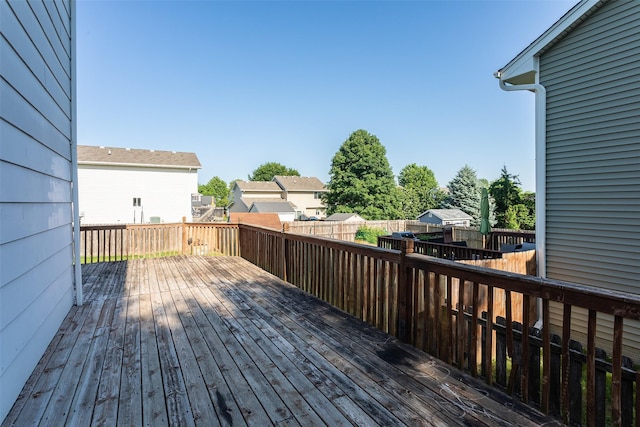 4624 Tamara Ln, West Des Moines, IA 50265 - wooden terrace featuring a fenced backyard