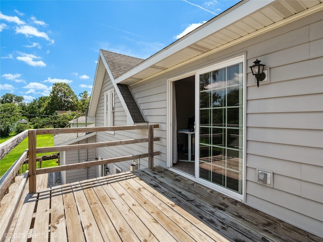 623 N Main St, Stuart, IA 50250 - view of wooden terrace