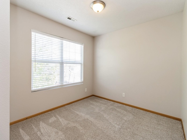 5805 Sterling Trce, Des Moines, IA 50320 - unfurnished room with carpet floors and baseboards