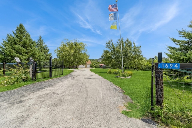 1694 Mcbride Ridge Ct, Winterset, IA 50273