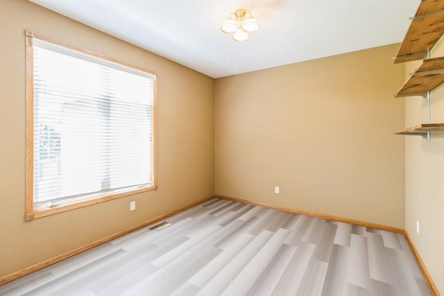 1694 Mcbride Ridge Ct, Winterset, IA 50273