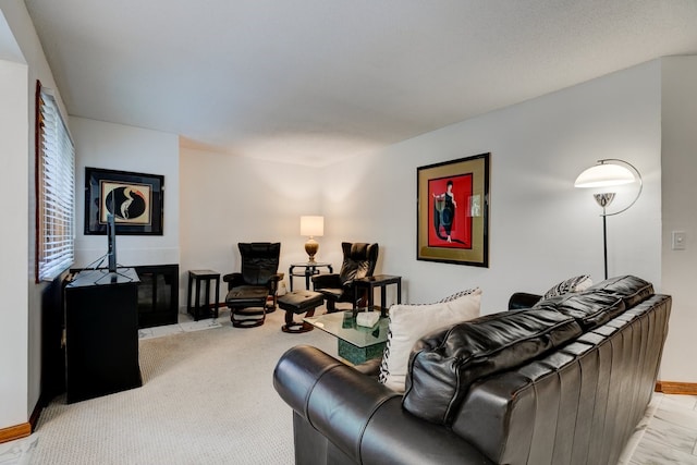 1116 42nd St, West Des Moines, IA 50266 - living area with baseboards