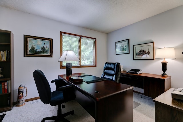 1116 42nd St, West Des Moines, IA 50266 - office area with light colored carpet