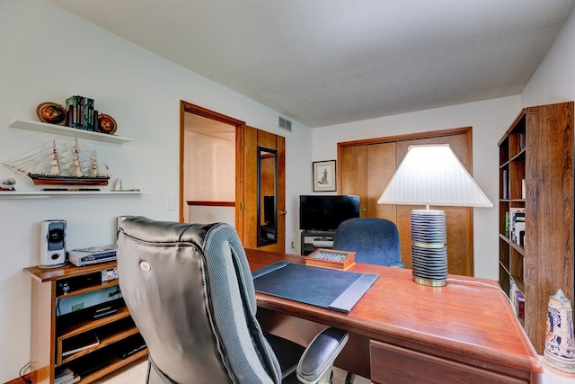 1116 42nd St, West Des Moines, IA 50266 - view of home office