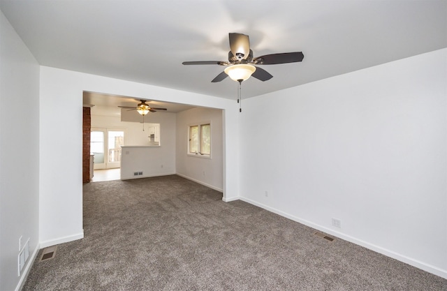 816 Boyd St, Des Moines, IA 50316 - unfurnished room with ceiling fan and carpet