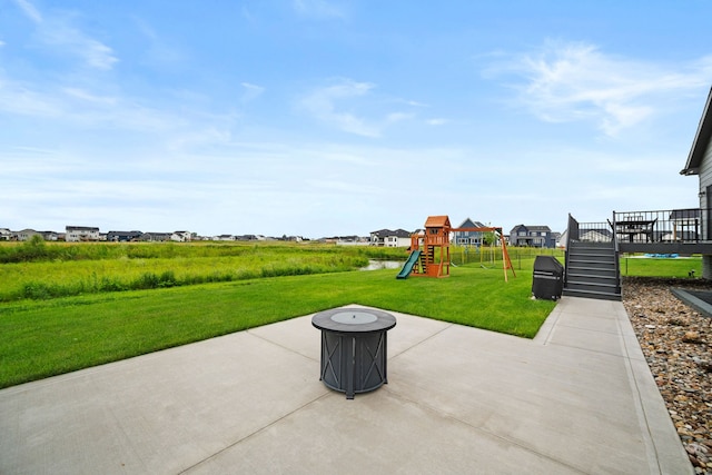 2309 NW 29th St, Ankeny, IA 50023 - view of patio with a deck