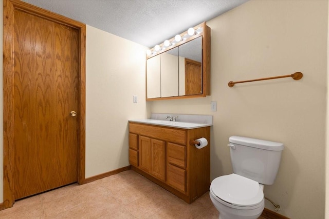 704 SW Coventry Cir, Ankeny, IA 50023 - bathroom with vanity and toilet