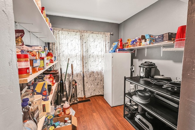 1018 S 5th St, Knoxville, IA 50138 - view of storage room