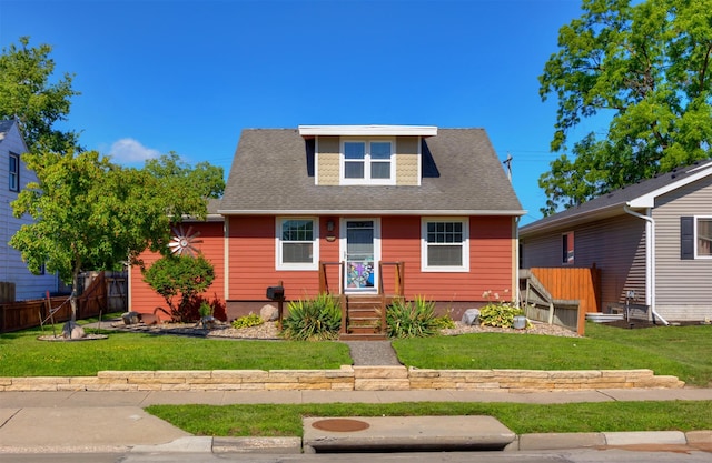 524 1st St, West Des Moines, IA 50265 - bungalow featuring roof with shingles