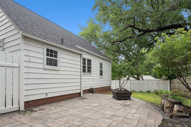 4004 Franklin Ave, Des Moines, IA 50310 - view of patio with an outdoor fire pit