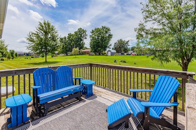 938 15th St SE, Altoona, IA 50009 - deck with a yard