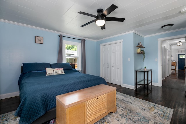 2610 Westover Blvd, Des Moines, IA 50322 - bedroom featuring wood finished floors, ornamental molding, a closet, and a ceiling fan