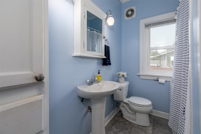 2610 Westover Blvd, Des Moines, IA 50322 - full bathroom with tile patterned flooring and a shower with shower curtain