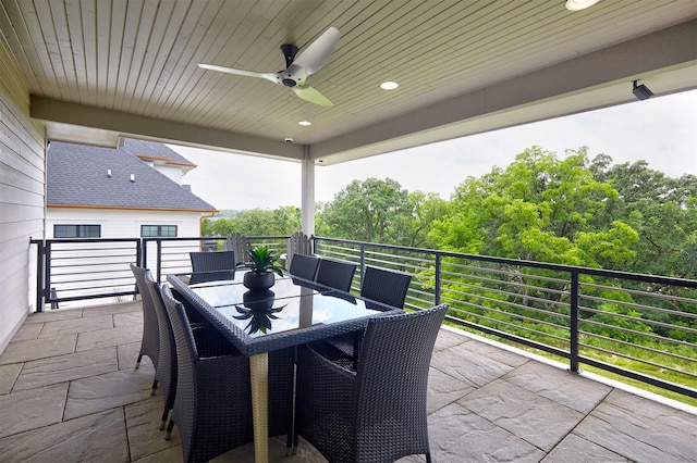 605 S Tiburon Cv, West Des Moines, IA 50266 - patio / terrace featuring a ceiling fan and outdoor dining area