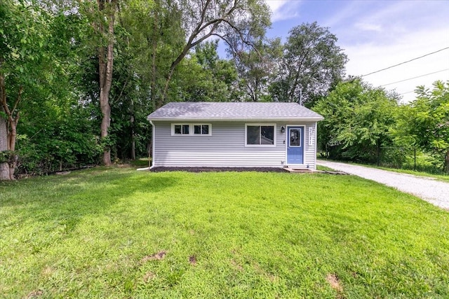 2311 Williams St, Des Moines, IA 50317 - view of front of property with entry steps and a front lawn
