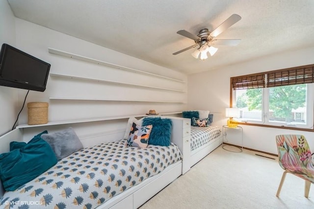 4505 75th St, Urbandale, IA 50322 - carpeted bedroom with ceiling fan