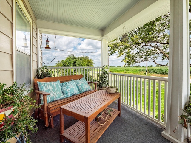 2385 Holliwell Bridge Rd, Winterset, IA 50273
