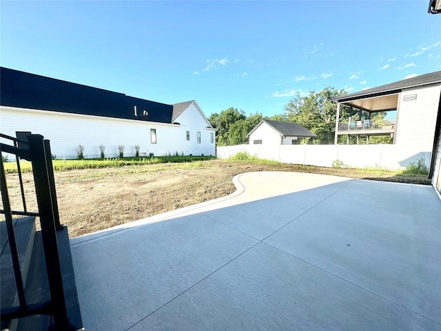 880 Harrington Way, Waukee, IA 50263 - view of patio / terrace