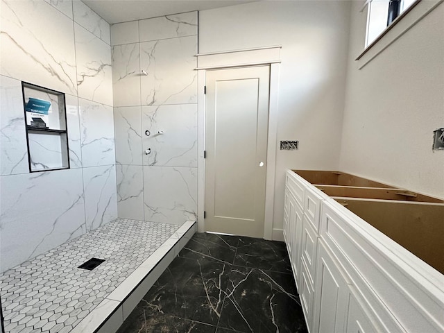 880 Harrington Way, Waukee, IA 50263 - full bath featuring marble finish floors and tiled shower