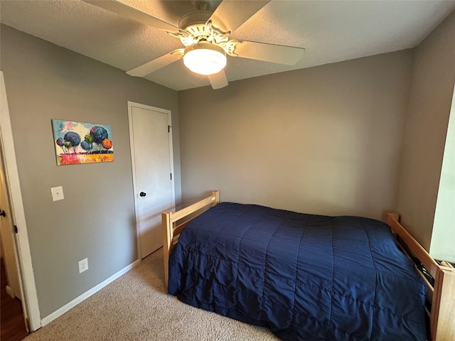 1016 1st St NW, Altoona, IA 50009 - bedroom featuring carpet, a ceiling fan, and a textured ceiling