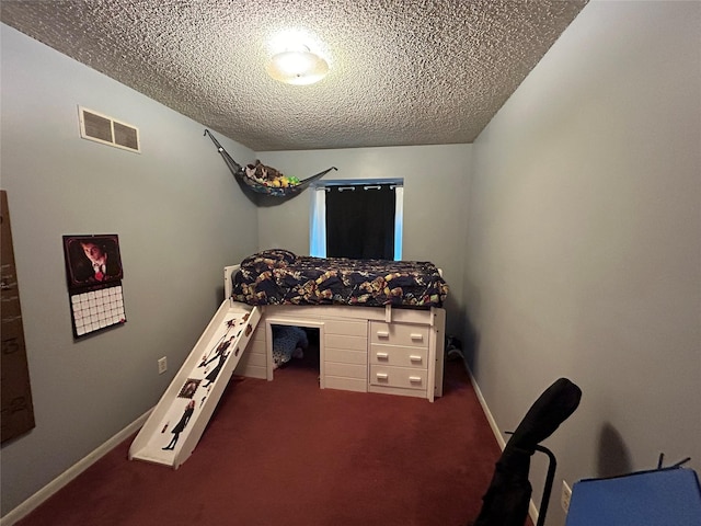 1016 1st St NW, Altoona, IA 50009 - bedroom with carpet and a textured ceiling