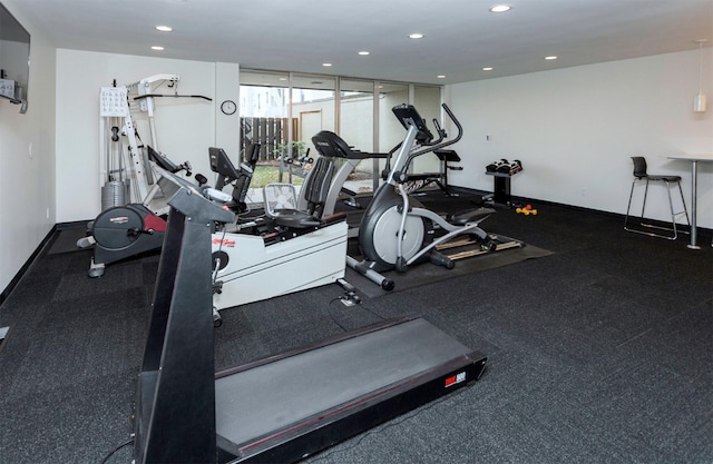 3663 Grand Ave Unit 501, Des Moines, IA 50312 - gym featuring recessed lighting and baseboards