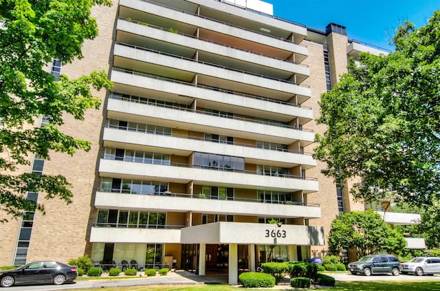 3663 Grand Ave Unit 501, Des Moines, IA 50312 - view of apartment building / complex