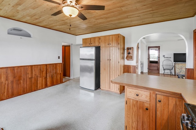 21189 163rd Ave, Sigourney, IA 52591
