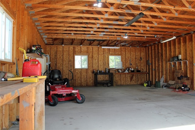 311 W View Dr, Osceola, IA 50213 - view of garage