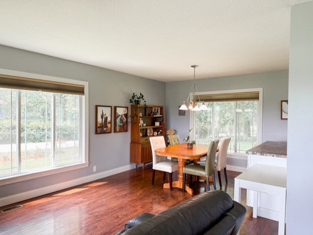 2660 E Payton Ave, Des Moines, IA 50320 - photo 5