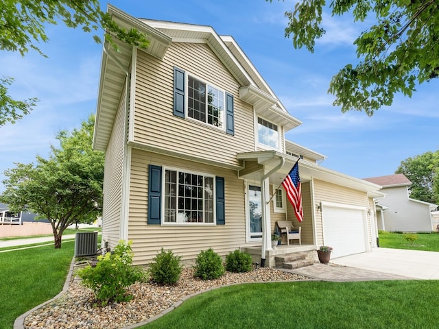 5336 E Kenyon Cir, Des Moines, IA 50320 - photo 1