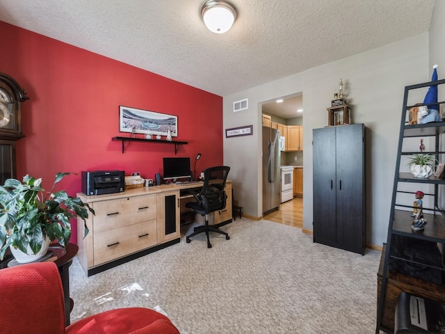 5336 E Kenyon Cir, Des Moines, IA 50320 - photo 7