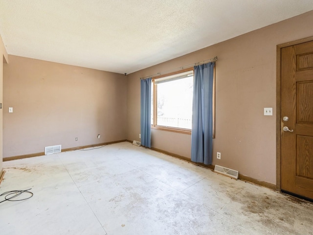 2409 E 41st Ct, Des Moines, IA 50317 - photo 7