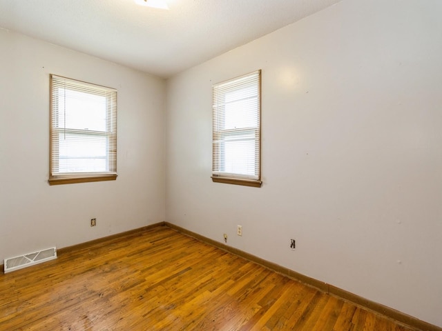 2409 E 41st Ct, Des Moines, IA 50317 - photo 16