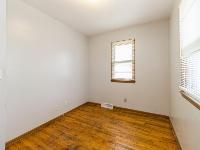 2409 E 41st Ct, Des Moines, IA 50317 - photo 17