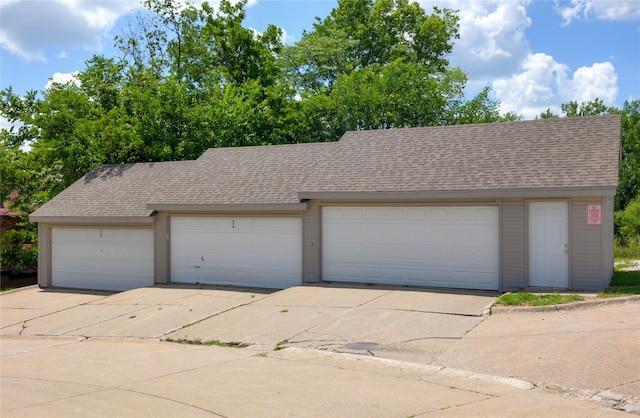 8178 Dellwood Dr, Urbandale, IA 50322 - photo 23