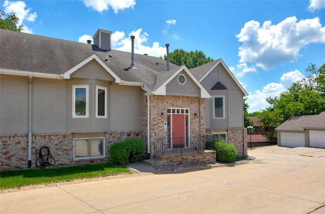 8178 Dellwood Dr, Urbandale, IA 50322 - photo 2