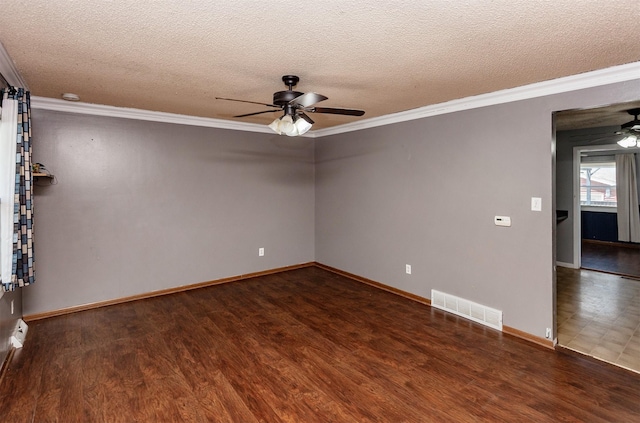 202 11th Ave NW, Altoona, IA 50009 - photo 3