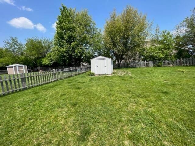 10403 Stonecrest Dr, Johnston, IA 50131 - photo 16