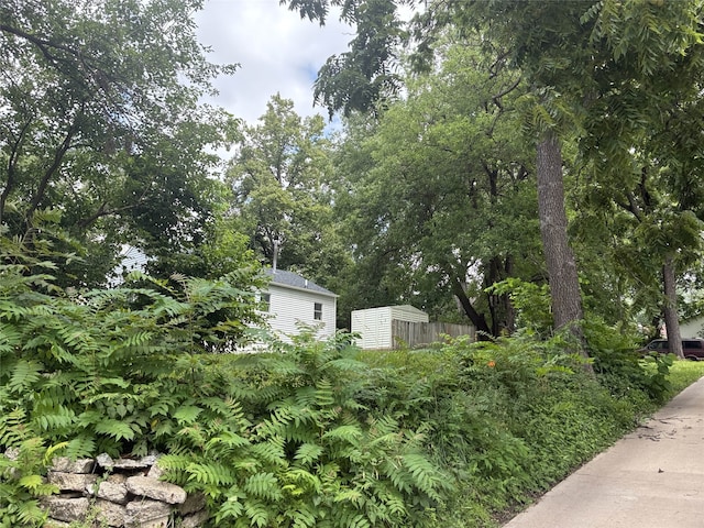 2305 Saylor Rd, Des Moines, IA 50313 - photo 1