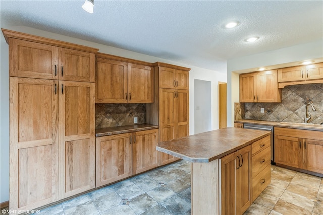 4705 78th St, Urbandale, IA 50322 - photo 8