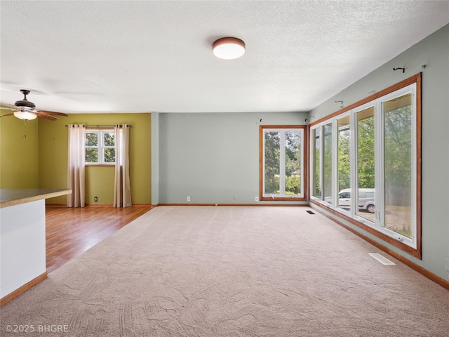 1256 Illinois Dr, Knoxville, IA 50138 - photo 5