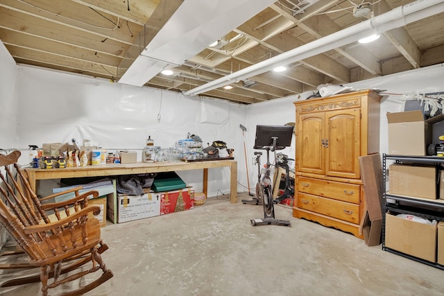 2709 41st Pl, Des Moines, IA 50310 - photo 25