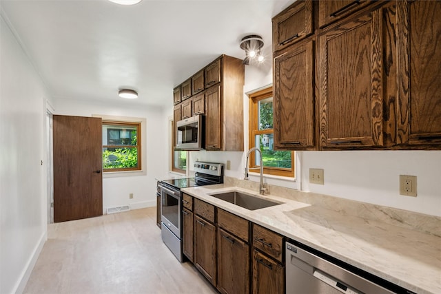 7314 Roseland Dr, Urbandale, IA 50322 - photo 18